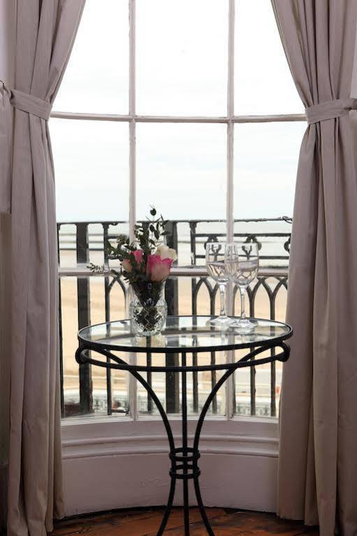 Beachview Guest House Accommodations Margate Extérieur photo